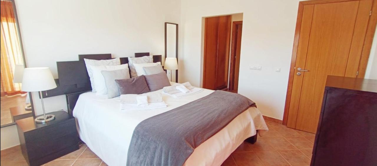 Recanto Das Tertulias - Apartamento 3 Quartos - Perfeito Para Familias E Amigos Apartamento Lagos Exterior foto